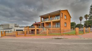 Read more about the article Asemrowende 3-Vlak Gesinswoning in Bayview, Mosselbaai